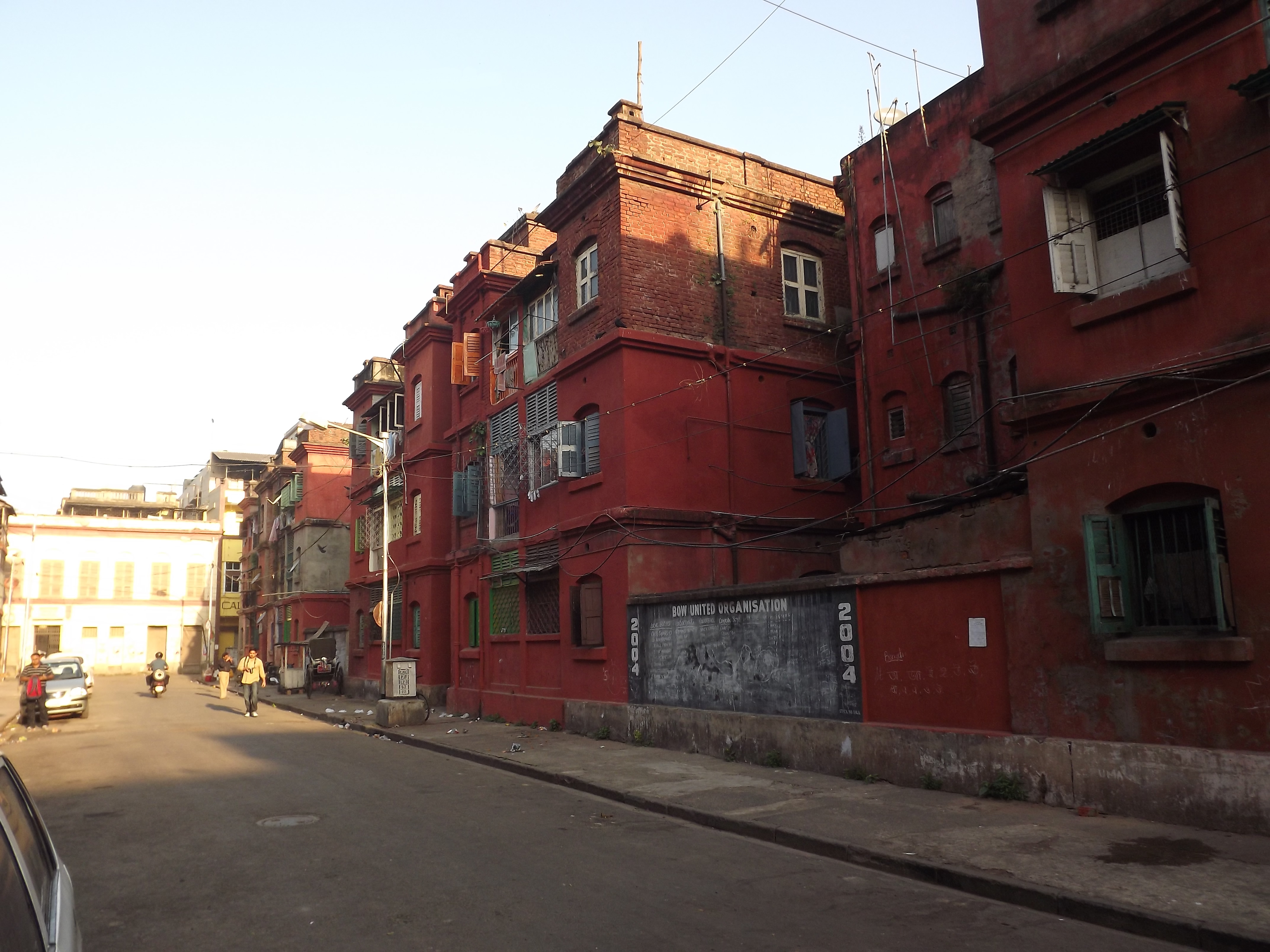 Beautiful photograph showing the main view of Bow Barracks in Kolkata